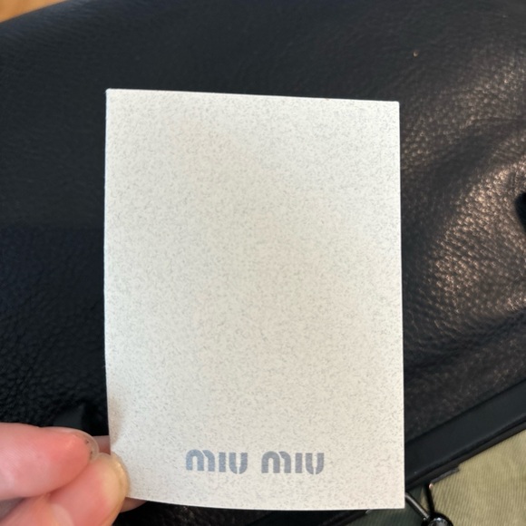 Vintage Leather Miu Miu Kisslock Bag - Picture 14 of 17